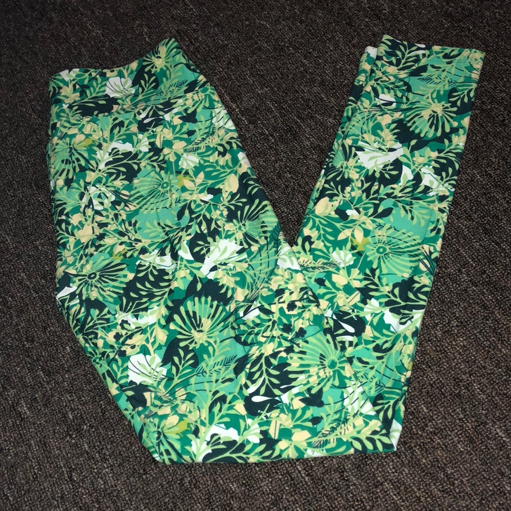 NWOT LuLaRoe OS leggings